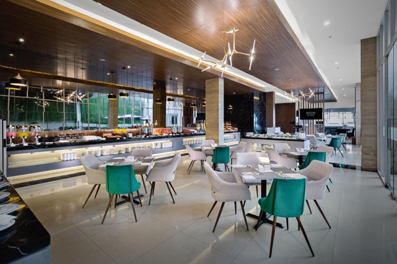 Aston Sidoarjo City Hotel & Conference Center Экстерьер фото