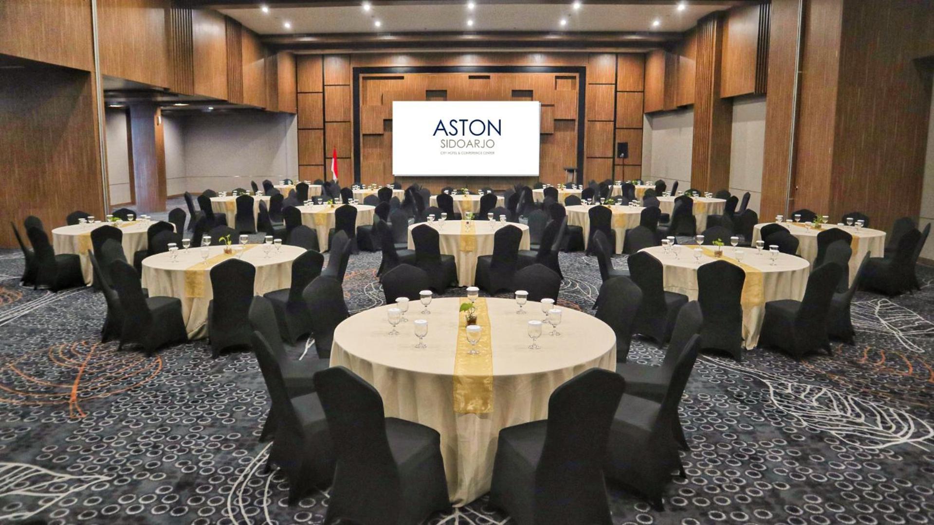 Aston Sidoarjo City Hotel & Conference Center Экстерьер фото