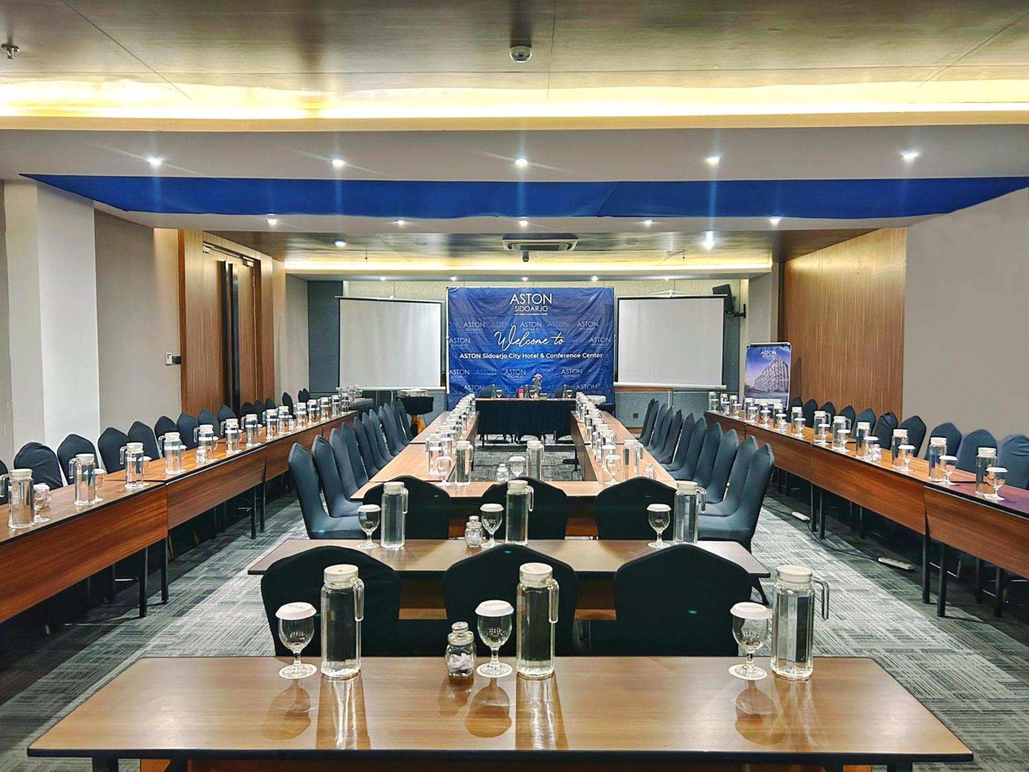 Aston Sidoarjo City Hotel & Conference Center Экстерьер фото